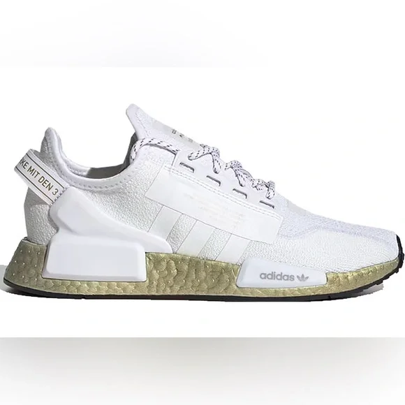 adidas gazelle silver green womens IE2251.jpg?v=1687348823